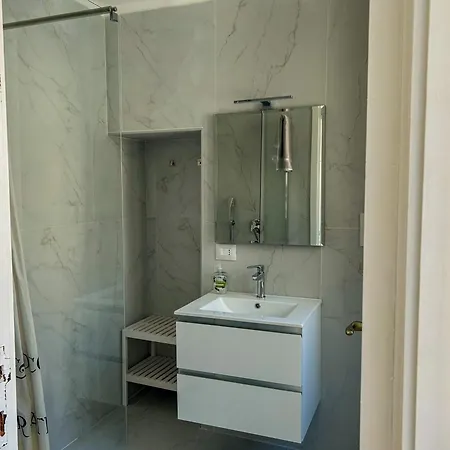 Ai Piedi Di Citta Alta