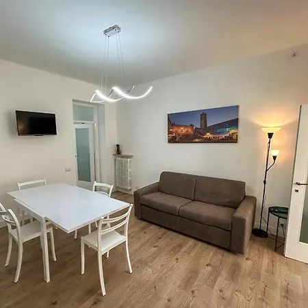 Ai Piedi Di Citta Alta *